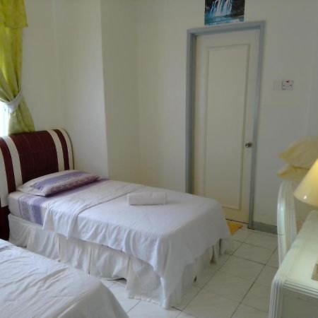 Costa Mahkota Aparthotel Malacca Buitenkant foto