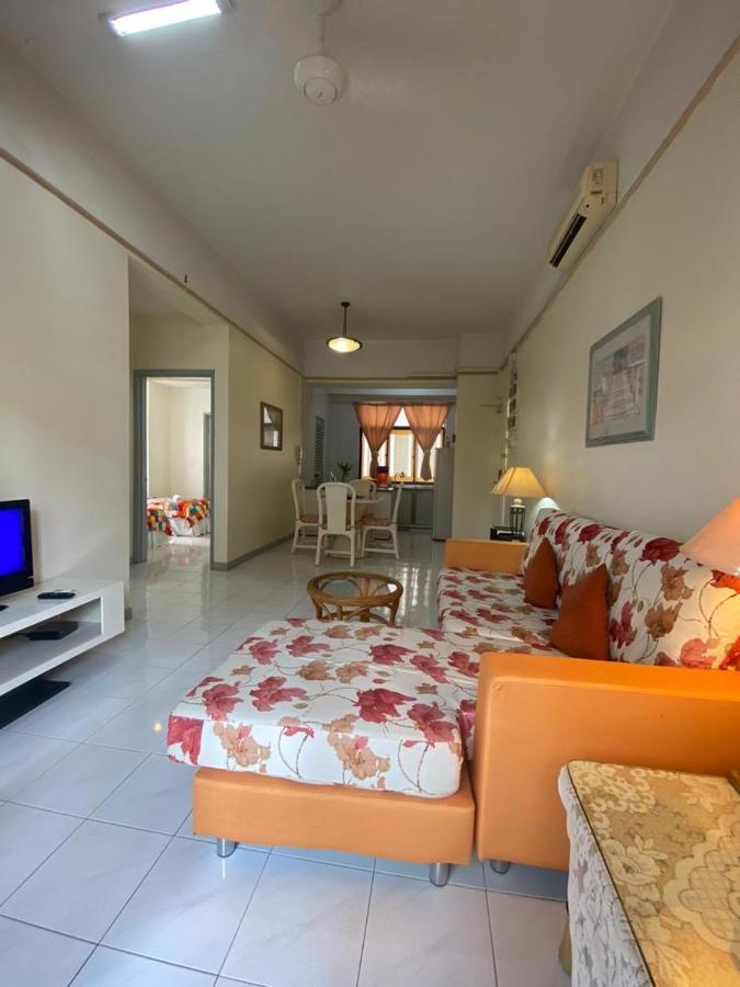 Costa Mahkota Aparthotel Malacca Buitenkant foto