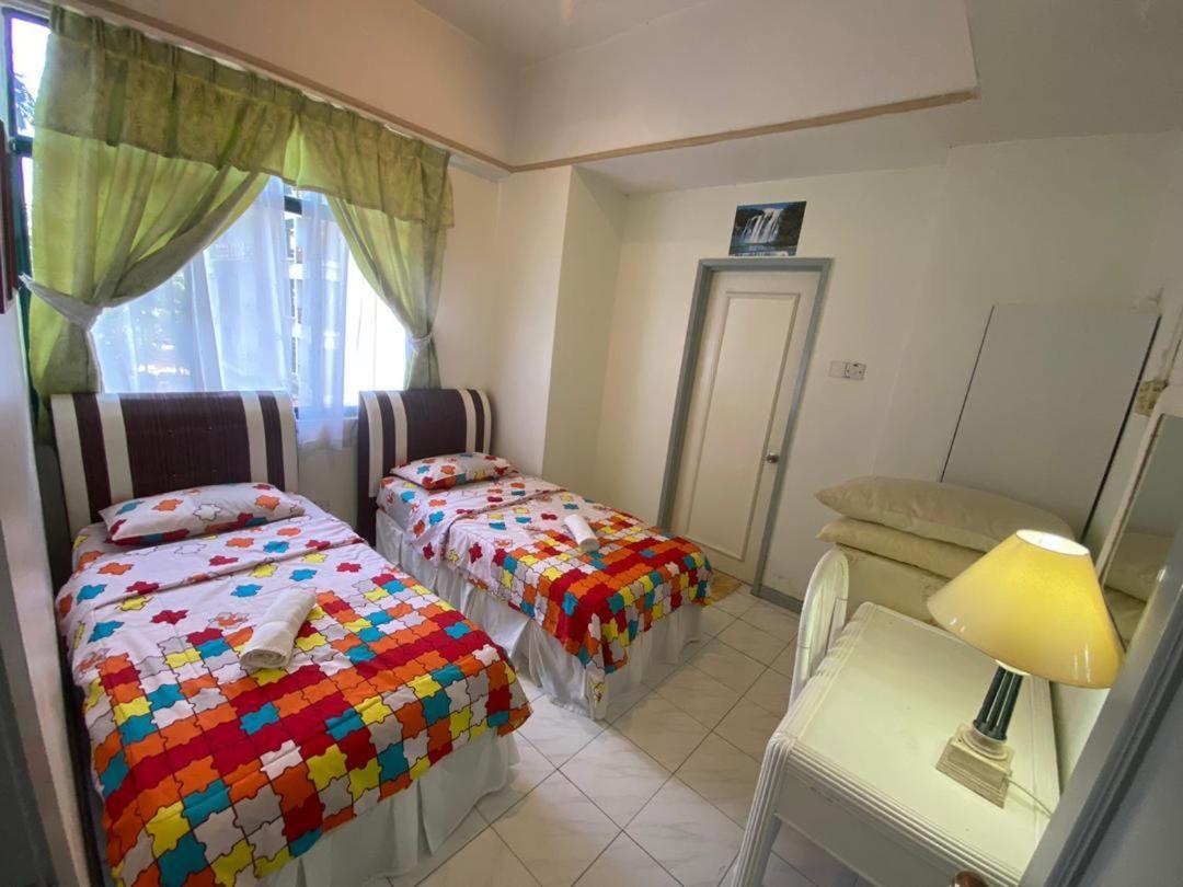 Costa Mahkota Aparthotel Malacca Buitenkant foto