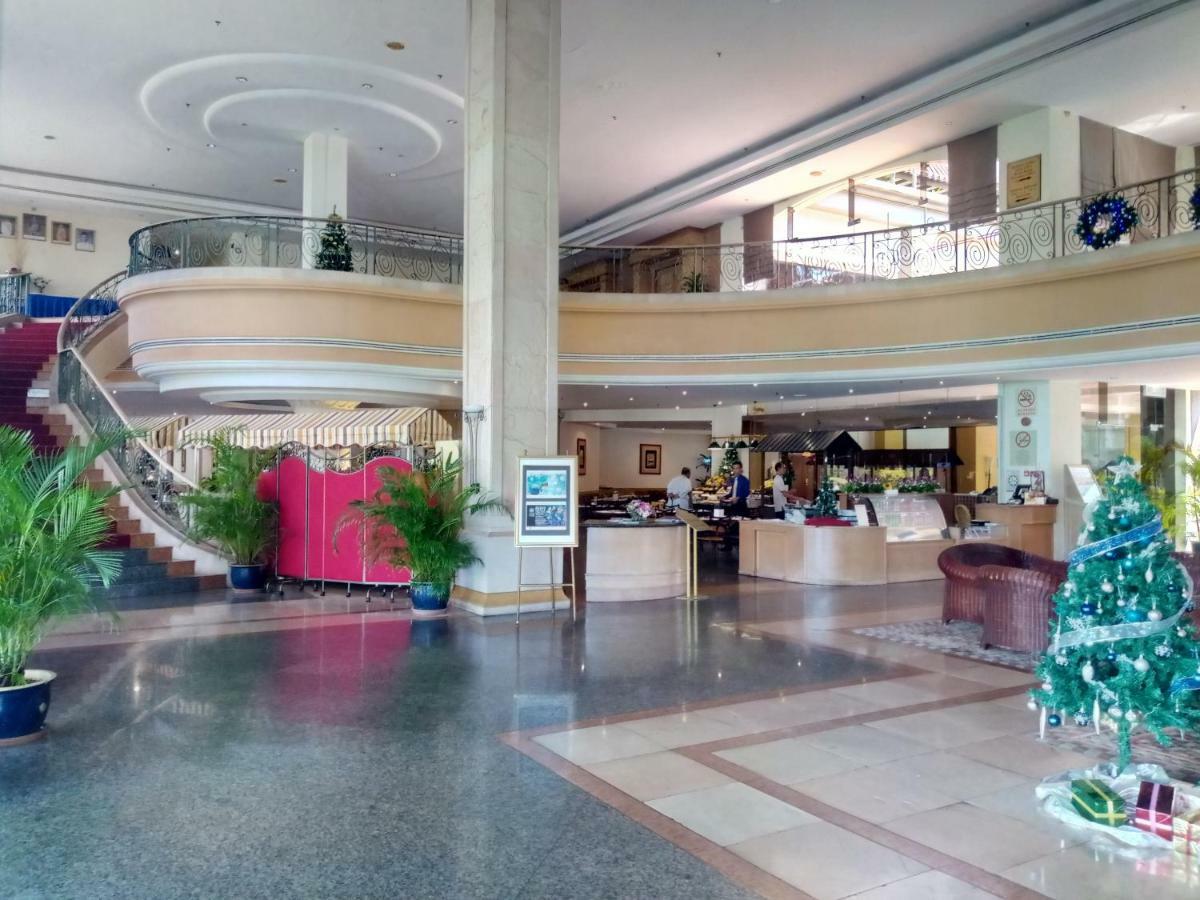 Costa Mahkota Aparthotel Malacca Buitenkant foto